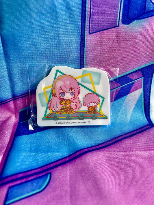 Acrylic Badge - Project Sekai Colorful Stage ft. Hatsune Miku x Sanrio - Luka x My sweet Piano