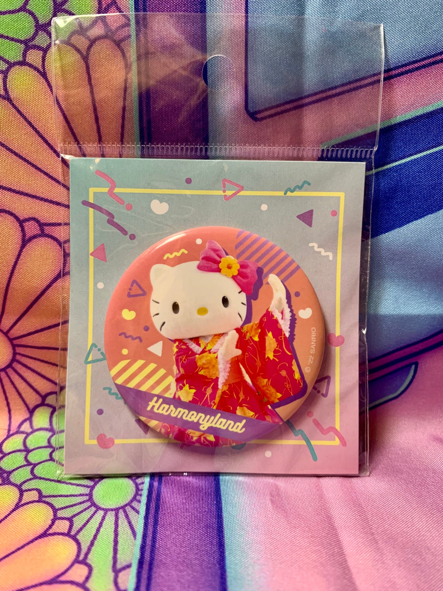 Badge Rond - Hello Kitty - Sanrio Harmonyland - 2022 - Neuf