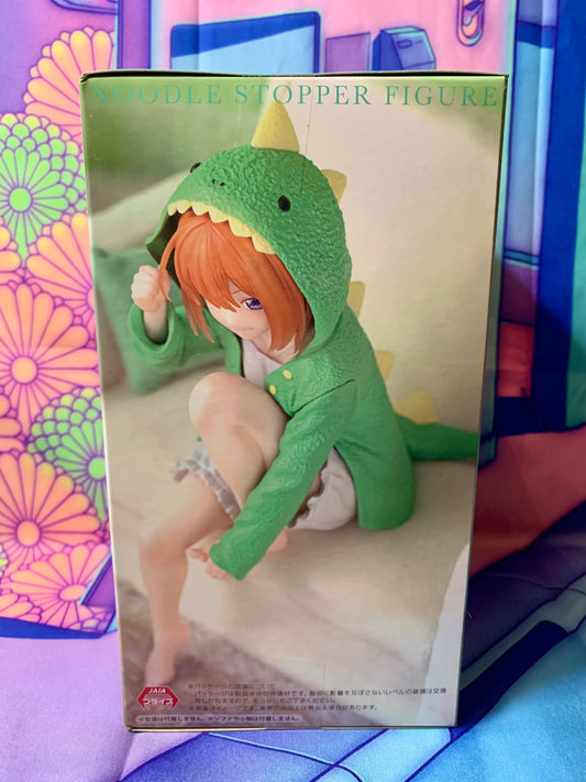The Quintessential Quintuplets - Nakano Yotsuba - Noodle Stopper Figure - Kutsurogi Roomwear ver. - FuRyu - New