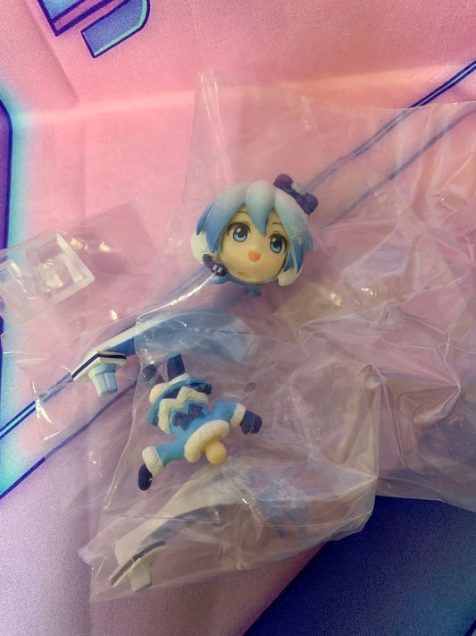 Mini Hatsune Miku Figure - Snow Miku 2012 ver. - Gashapon Kuji Lottery Snow Miku Asoto - A Prize - 6cm - Like new