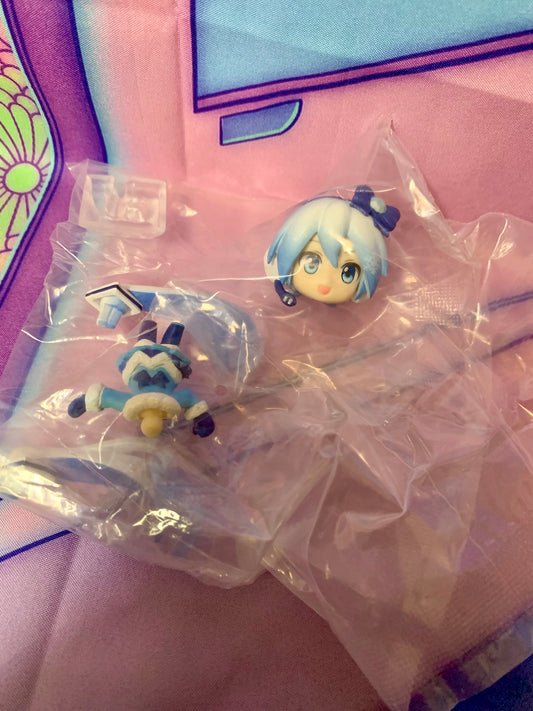 Mini Hatsune Miku Figure - Snow Miku 2012 ver. - Gashapon Kuji Lottery Snow Miku Asoto - A Prize - 6cm - Like new