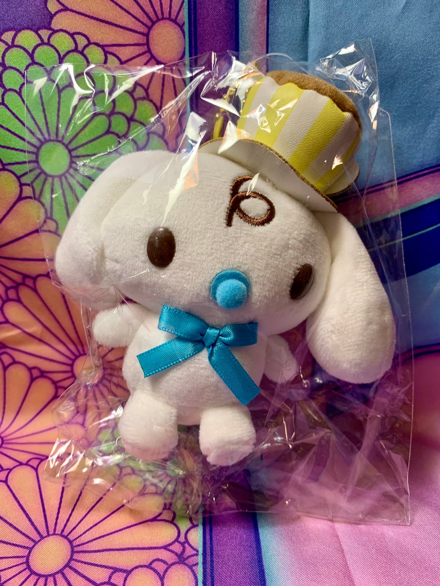 Peluche Porte clés / Plush Keychain - Cinnamoroll - Cafe Puroland - Sanrio - 12cm - Neuve