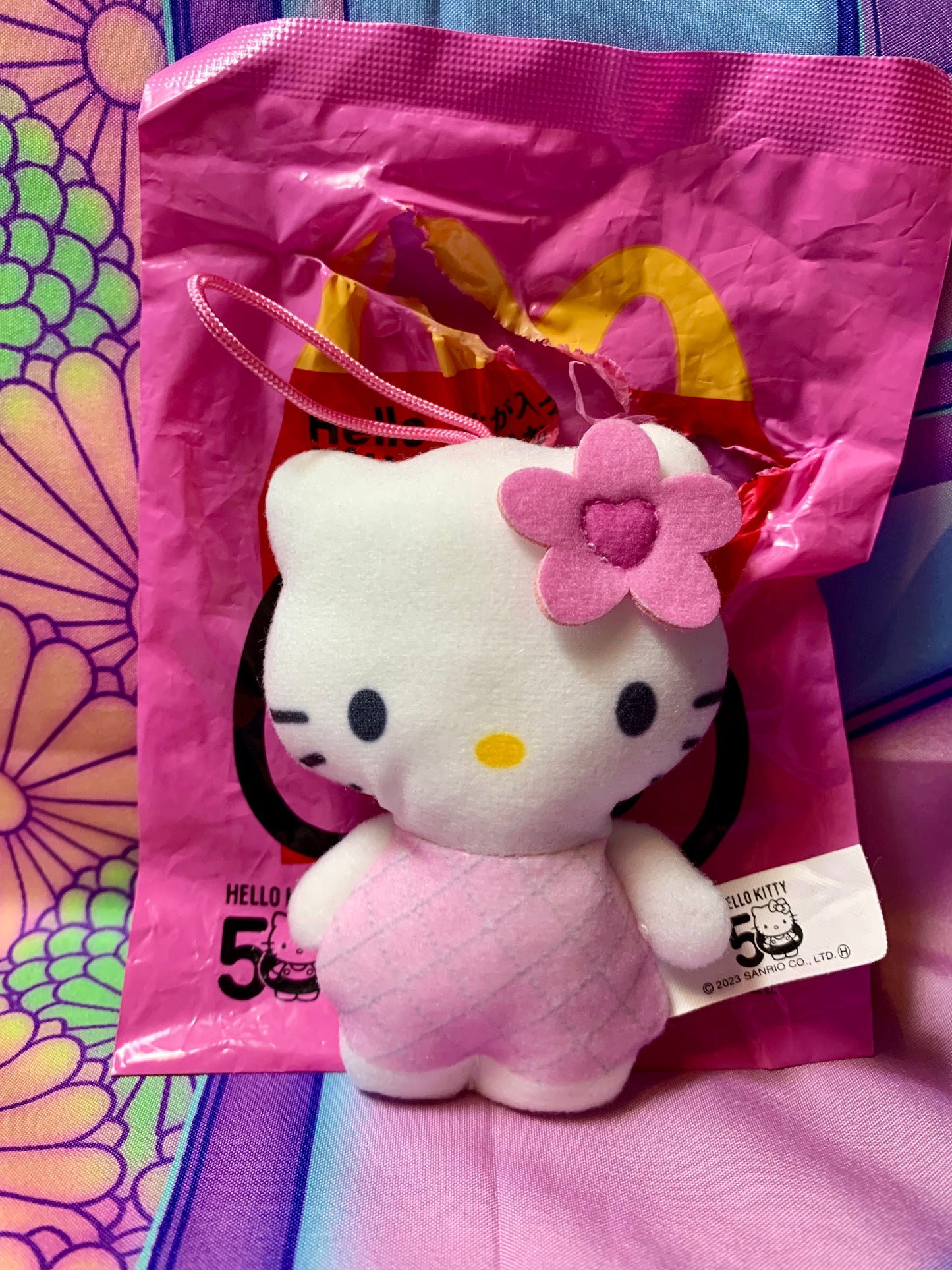 Peluche Sangle / Plush strap - Hello Kitty Pink dress - 50th Anniv McDonald's 2023 - Sanrio - 11cm - Comme neuve