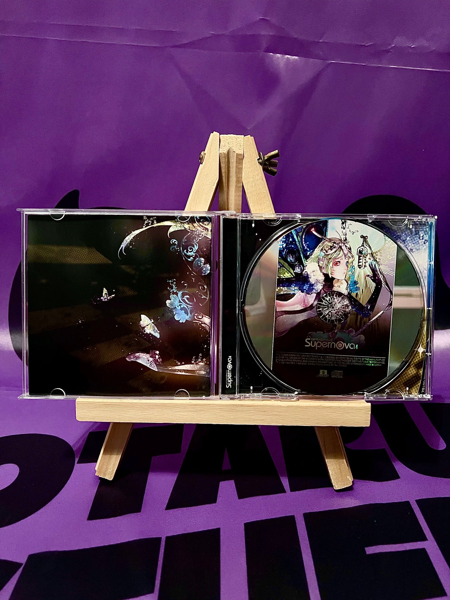 Album CD Music - Exit Tunes Presents ft. Hatsune Miku - Supernova4 (No Obi)