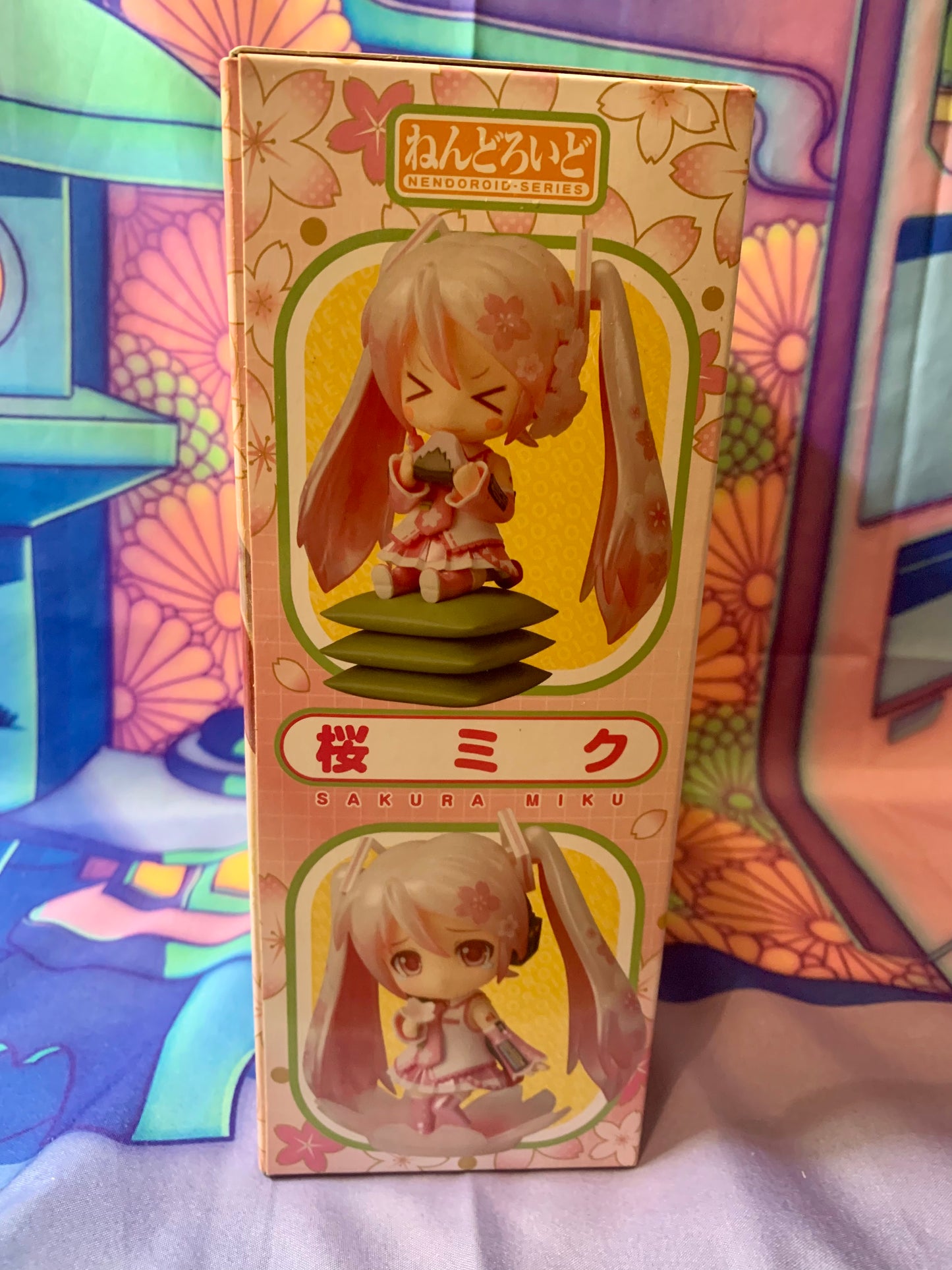 Nendoroid 274 Hatsune Miku - Character Vocal Series 01 Sakura Miku - Used TBE