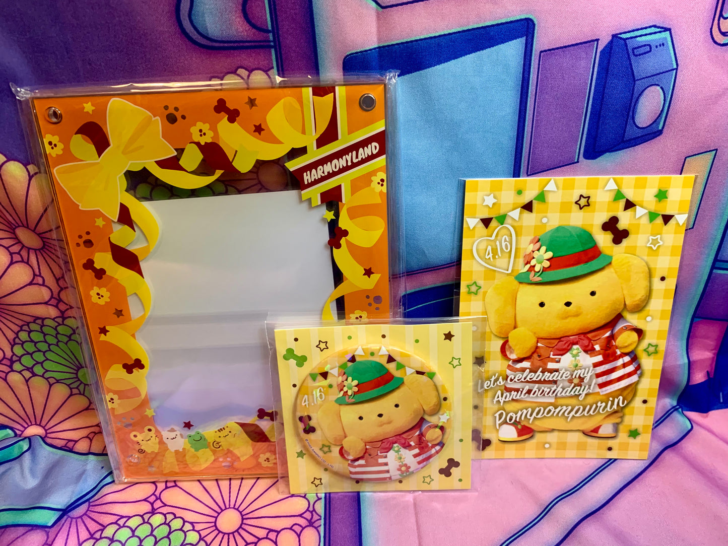 Set Pompompurin Birthday - Cadre photo / frame / Badge / birthday card - Sanrio Harmonyland 2023 - Comme Neuf